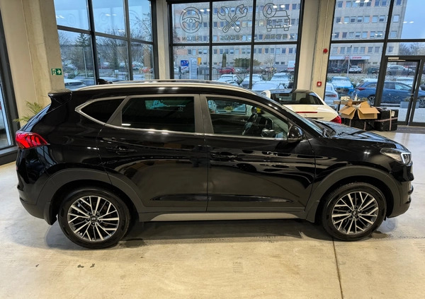 Hyundai Tucson cena 92900 przebieg: 139900, rok produkcji 2018 z Bieruń małe 436